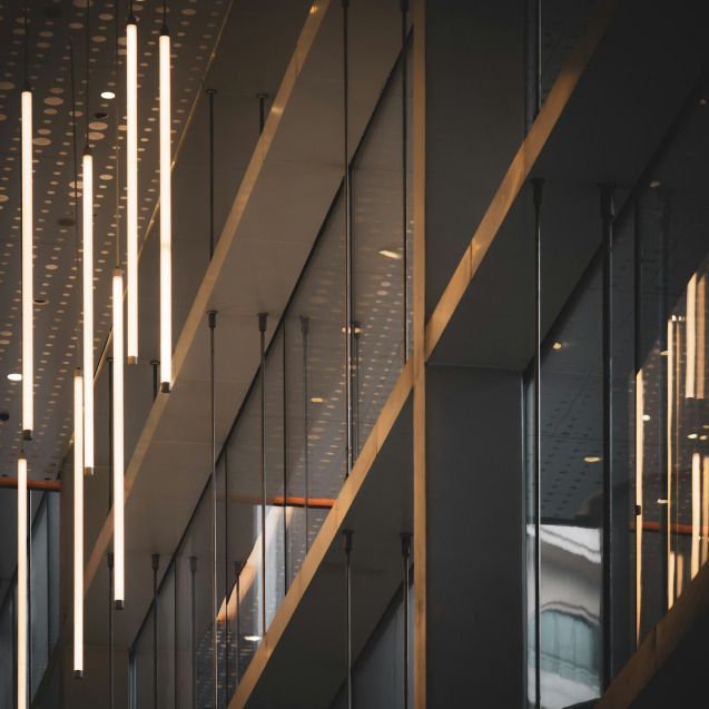 declan-sun-VZ5bNIh889M-unsplash